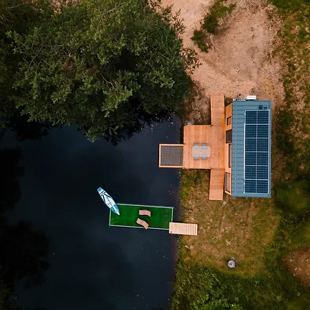 Tinyhouse Cesilko Lägenhet